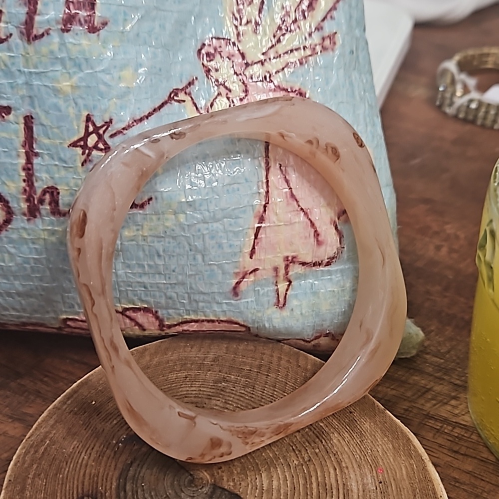 Bangle bracelet